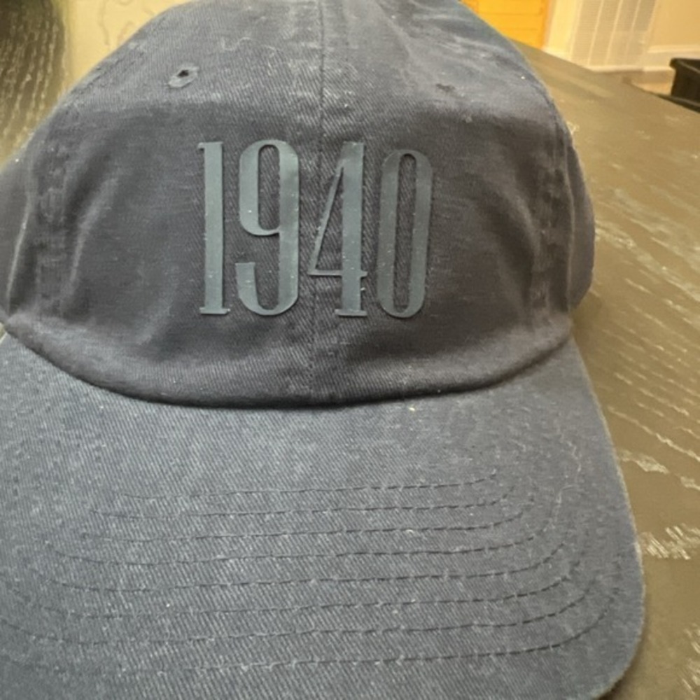 Spark‎ adjustable hat navy.   672